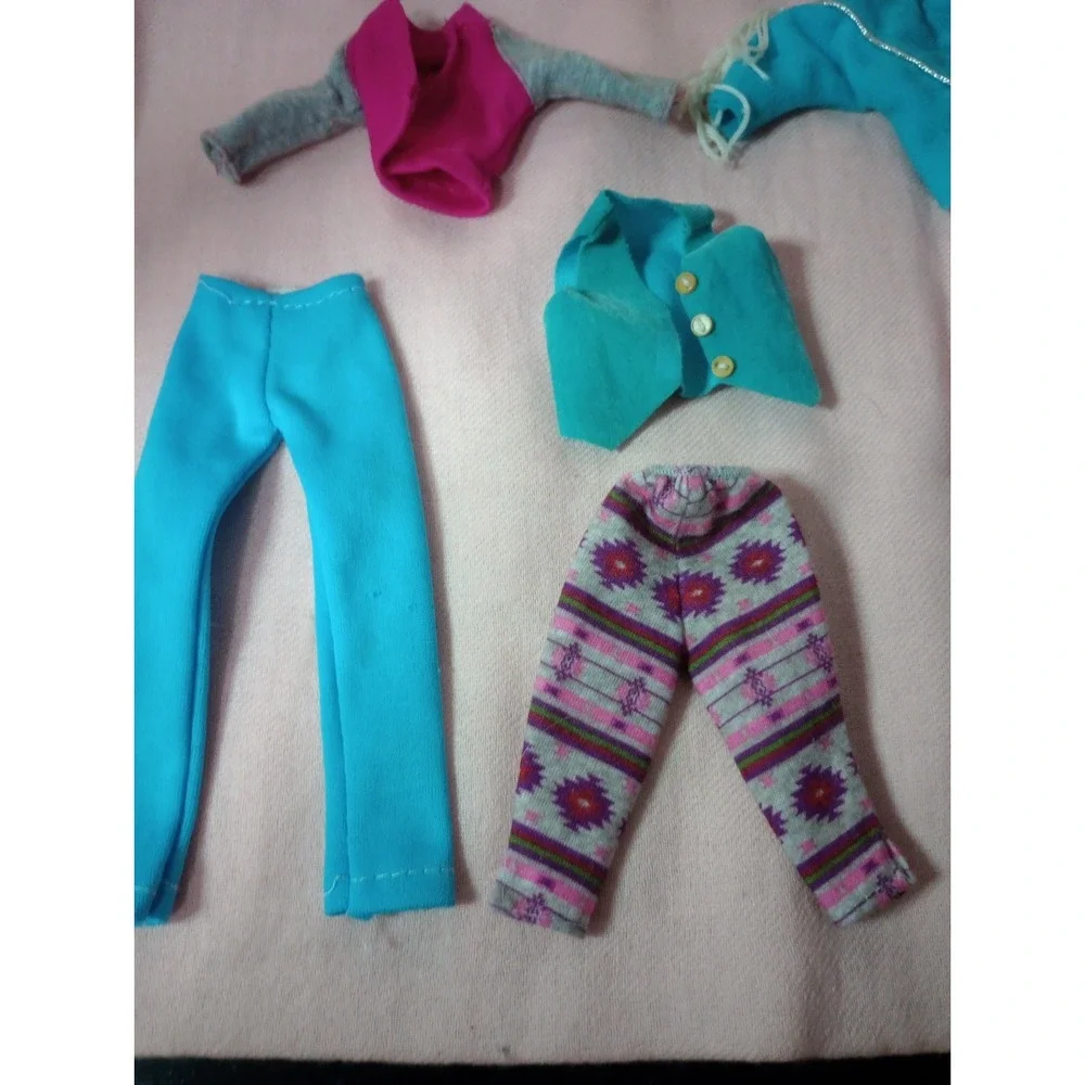 Barbie Doll Clothes Lot 11 Pc Mixed Fashion Hugs N Horses Bratz Western Stampin'